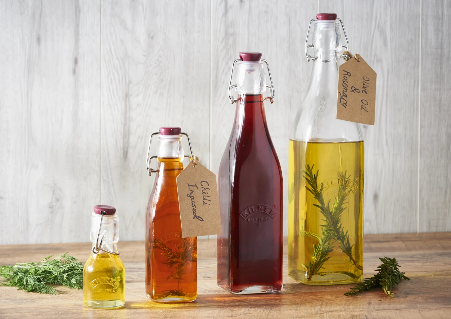 CLEARANCE Kilner Square Clip Top Glass Bottle 5 CLEARANCE Kilner Square Clip Top Glass Bottle - Image 3