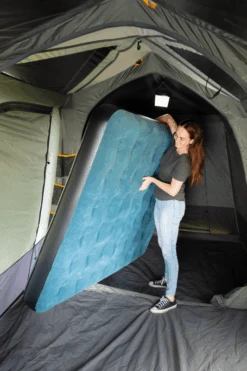 OZtrail Queen Air Bed -Hema Shop 10000634 4