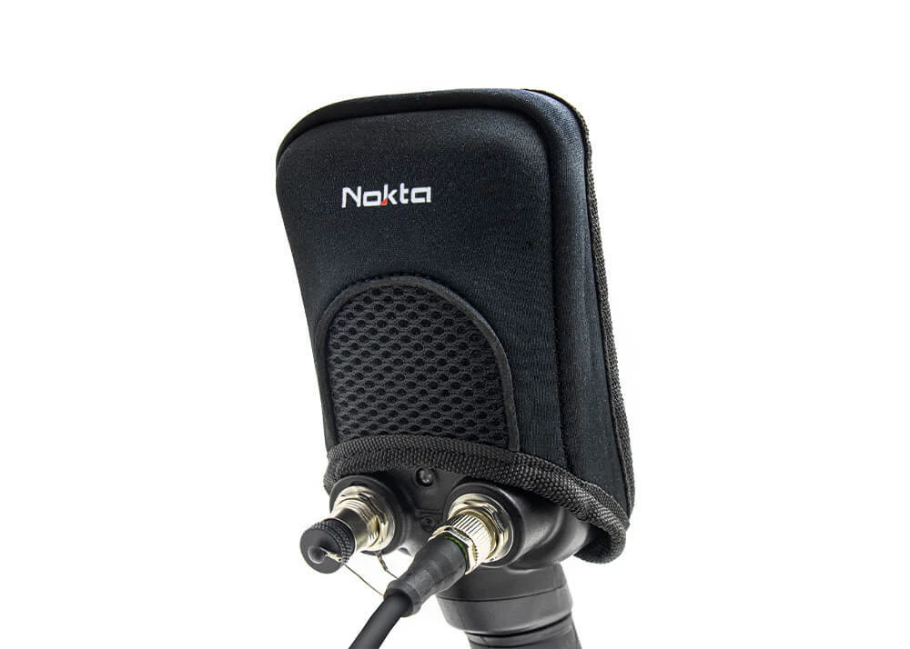 The Legend Protective Cover 5 The Legend Protective Cover - Image 3