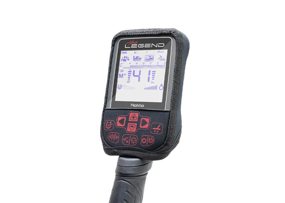 The Legend Protective Cover 3 The Legend Protective Cover