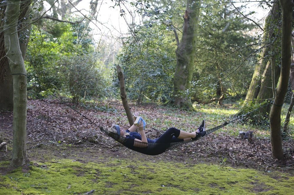 Mini String Hammock Army Green 6 Mini String Hammock Army Green - Image 4