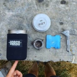 Vargo Lightweight Aluminium Windscreen Blue -Hema Shop T 421 2